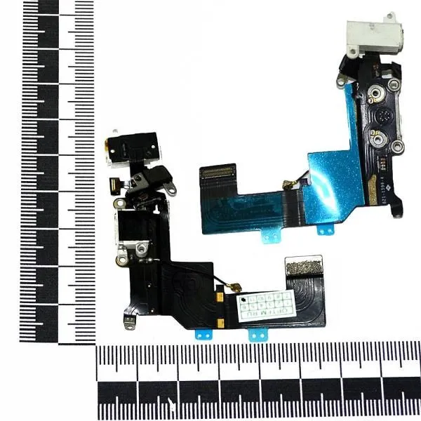 Шлейф совместим с iPhone 5S + разъем зарядки + разъем гарнитуры белый orig Used
